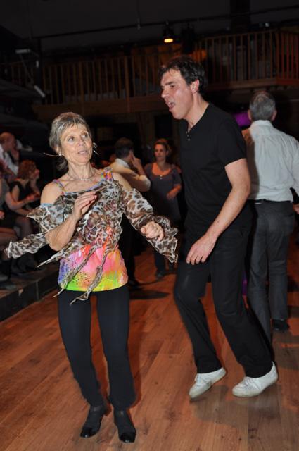 min 2012 11 11 station danse 337